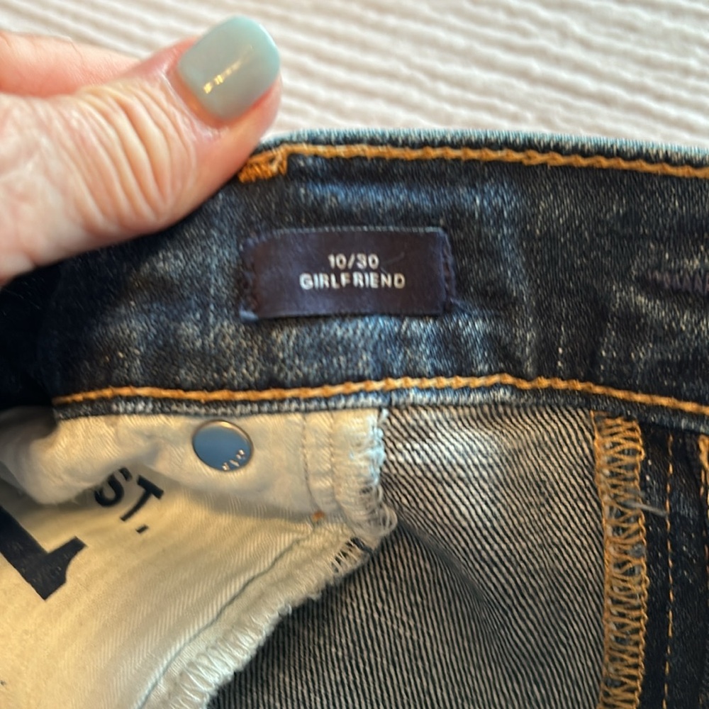 Gap girlfriend jeans denim size 10/30 Regular - Picture 6 of 9
